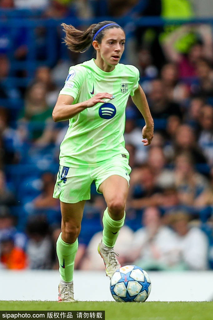 艾塔娜赛前放狠话：巴萨女足是新王！但欧冠决赛阿森纳也能掀翻宇宙队？